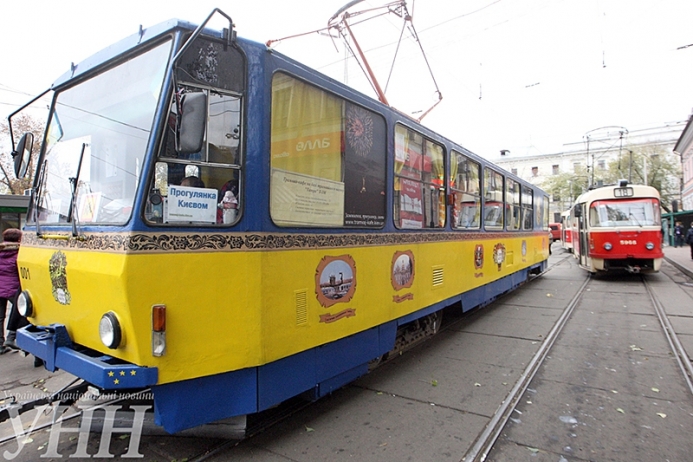 У столиці запрацював «казковий трамвай» для школярів (ФОТО)