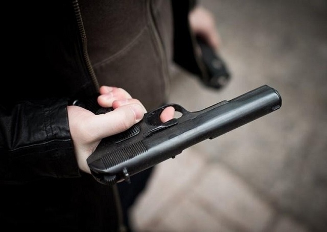 Поранений міліціонер: у центрі Києва була стрілянина