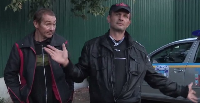 Міліція викликала поліцію, щоб ті втихомирили колишніх зеків