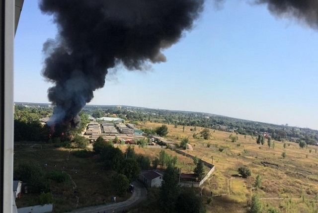 Причини та наслідки пожежі складів у Бучі