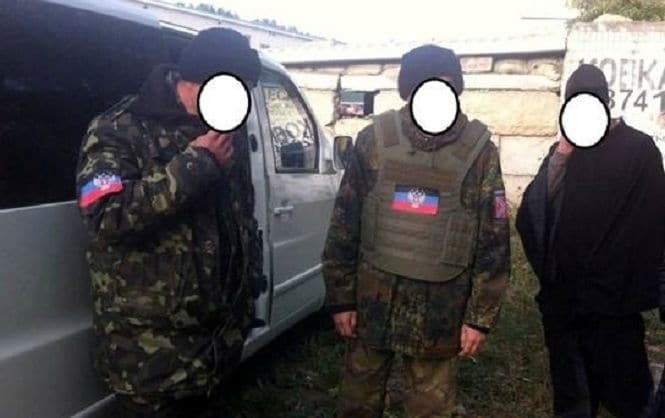 “ДНРівці” зі зброєю в руках розгулювали по Києву (ФОТО)