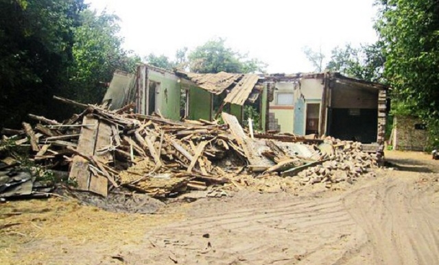 На Київщині знесли будинок відомого поета