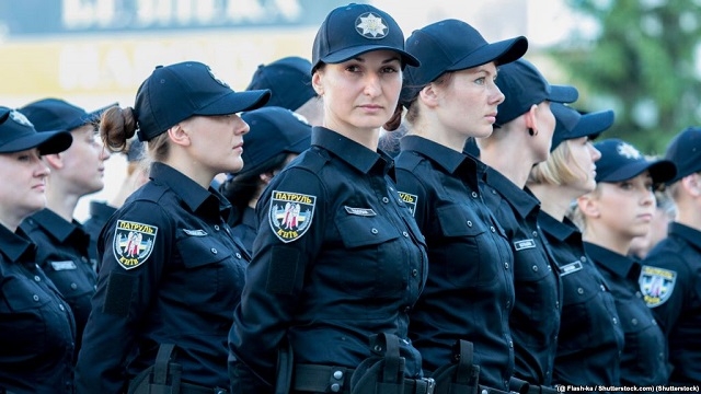 На що київські копи витратили першу зарплатню