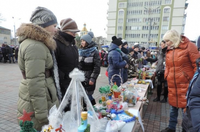 Благодійний ярмарок для бійців АТО