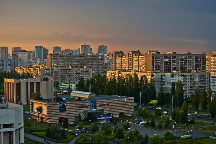 Київрада віддасть в оренду 14 кінотеатрів