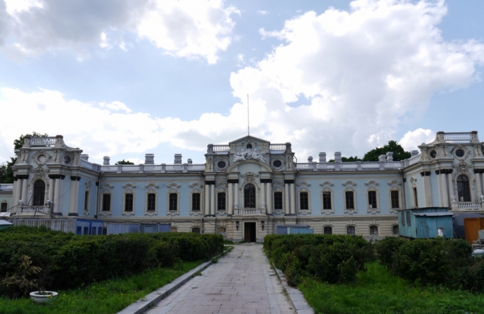 Щоб відремонтувати Мар’їнський палац потрібно майже 1 млрд грн