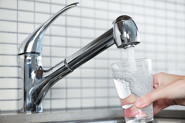 Киянам поступово повертають гарячу воду