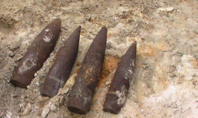 Під Києвом знайшли 126 снарядів ВВВ
