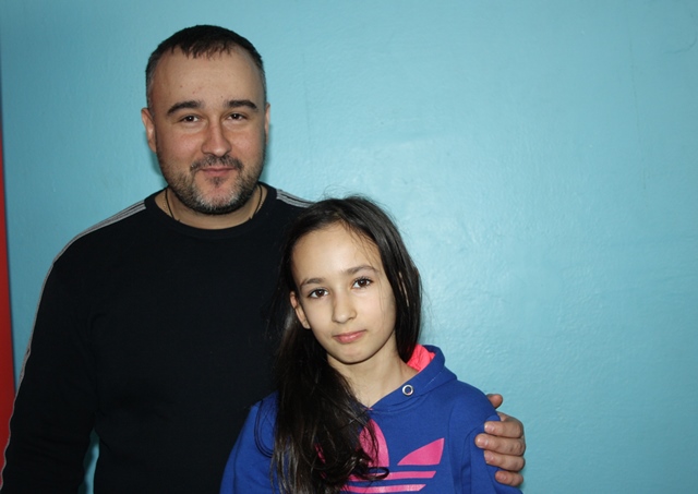 Оленка Гордієнко з татом